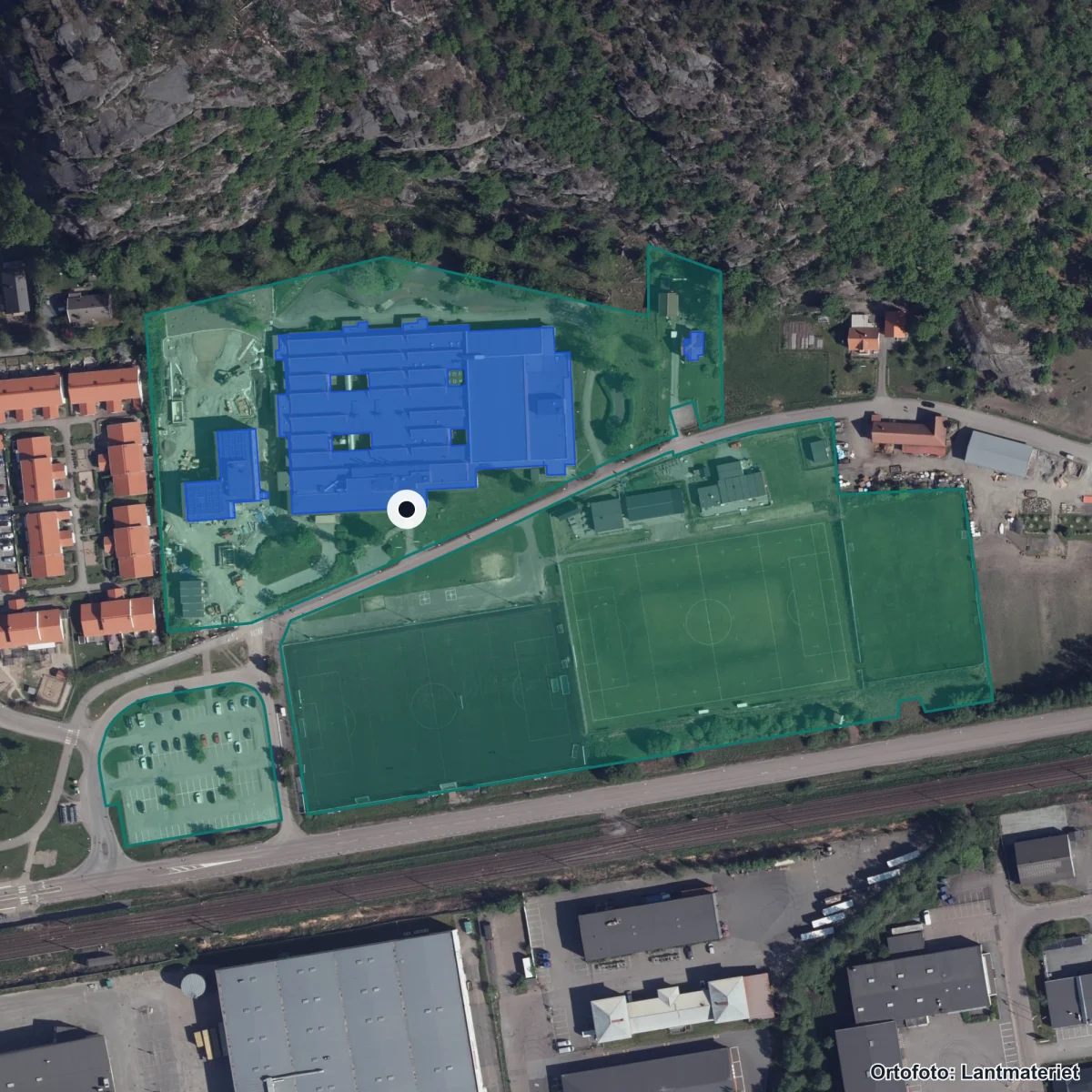 Flygbild över Lexby skola, ortofoto från Lantmäteriet
