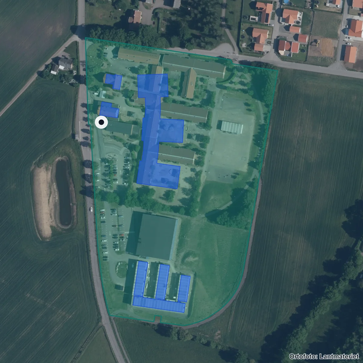 Flygbild över Söndrebalgs skola, ortofoto från Lantmäteriet