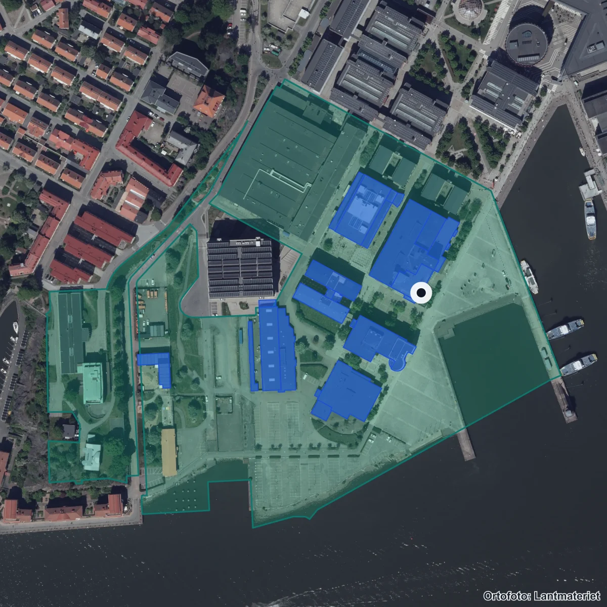 Aerial view of GTG, Göteborgsregionens tekniska gymnasium, orthophoto from Lantmäteriet