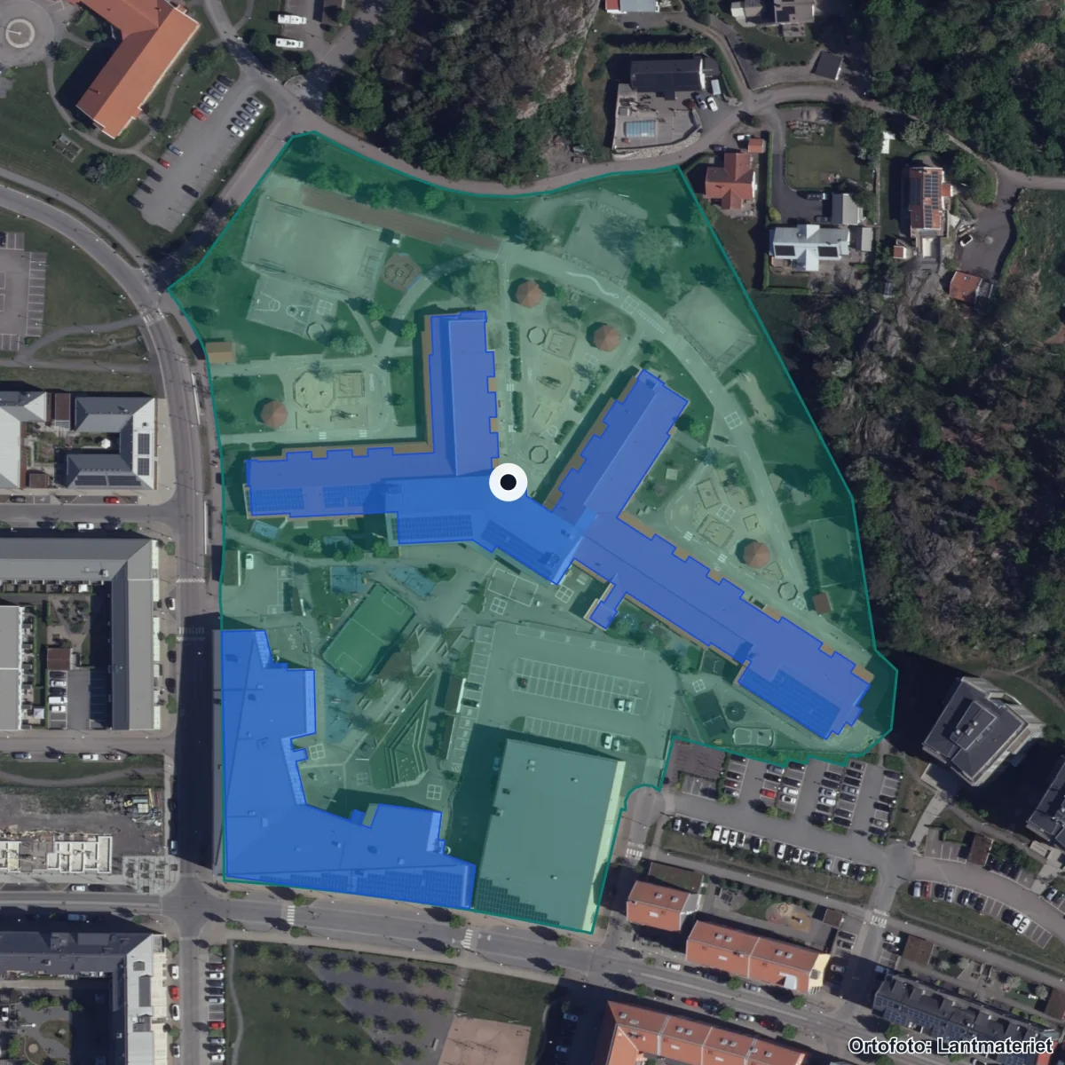 Flygbild över Kollaskolan, ortofoto från Lantmäteriet
