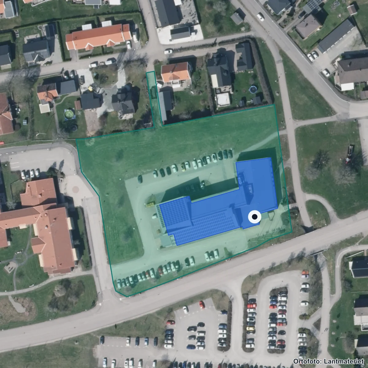 Flygbild över Vuxenutbildningen, ortofoto från Lantmäteriet