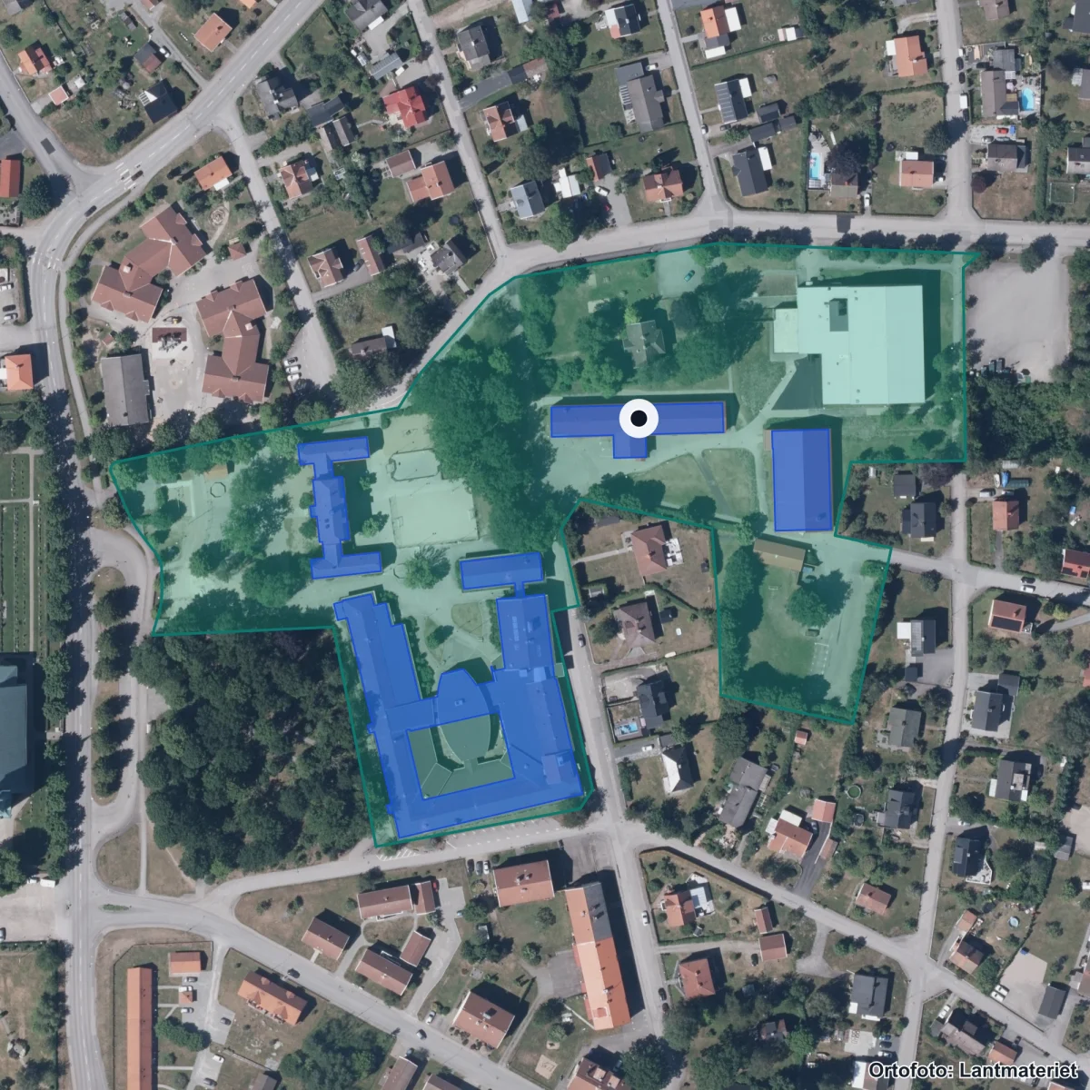 Aerial view of Dackeskolan, orthophoto from Lantmäteriet
