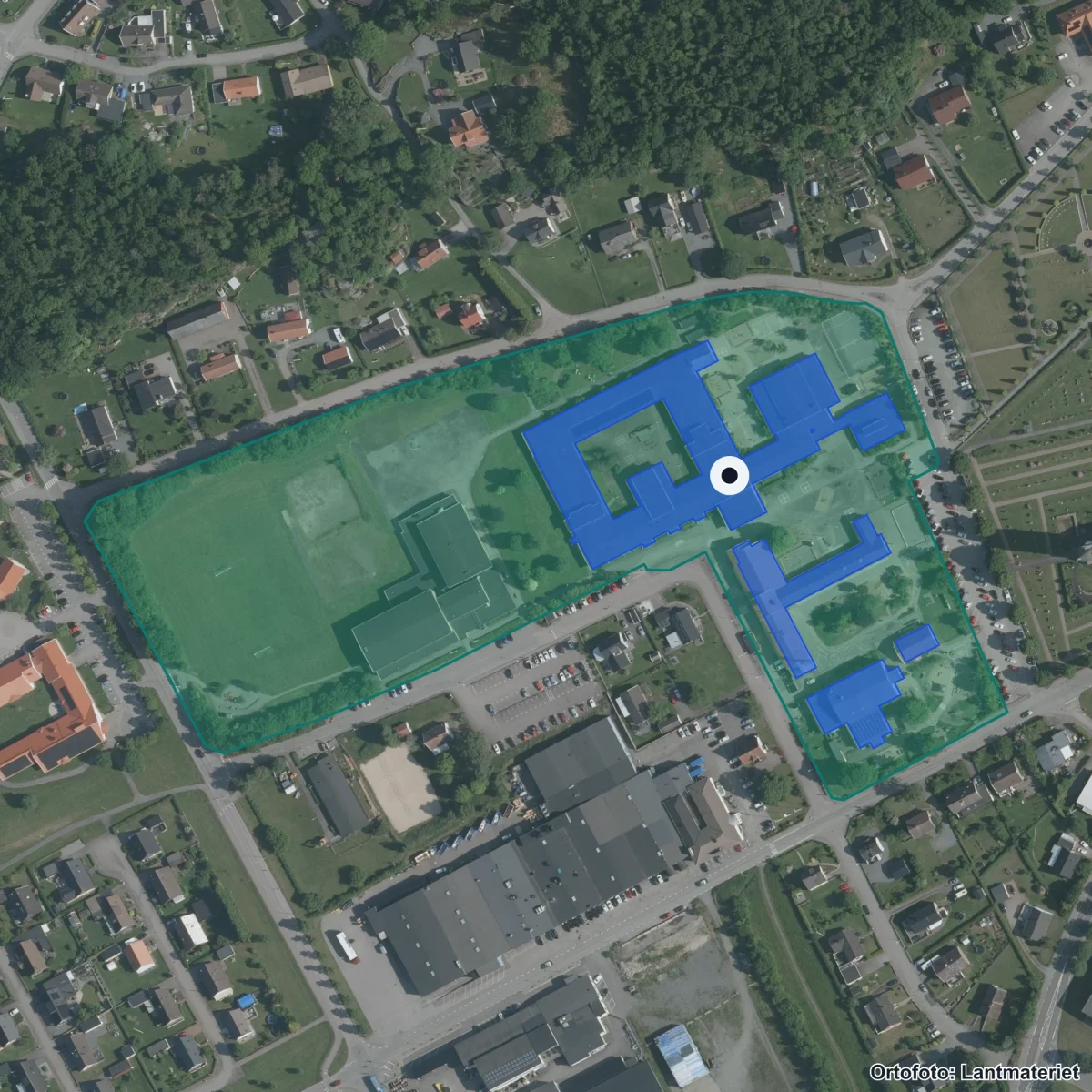 Aerial view of Vidhögeskolan, orthophoto from Lantmäteriet