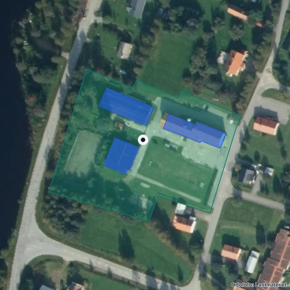 Aerial view of Fredrika skola, orthophoto from Lantmäteriet