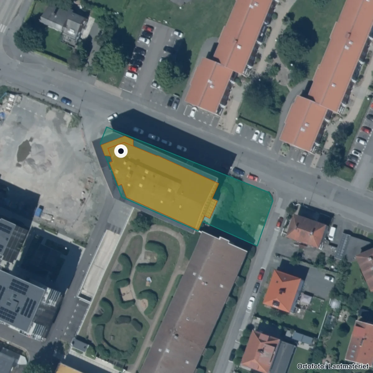 Flygbild över Väglednings- och lärcentrum, ortofoto från Lantmäteriet