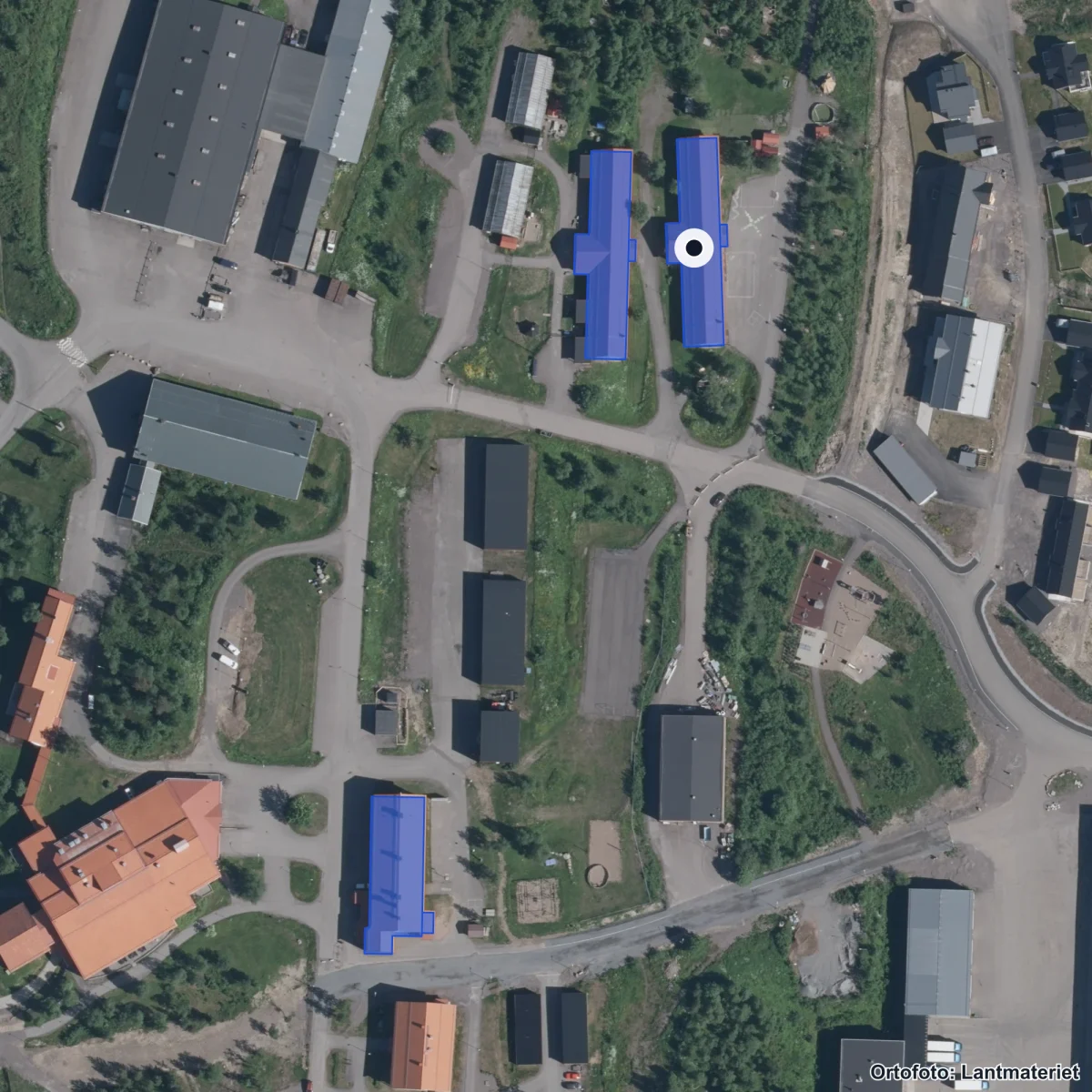 Flygbild över Skolalliansen i Kiruna, ortofoto från Lantmäteriet
