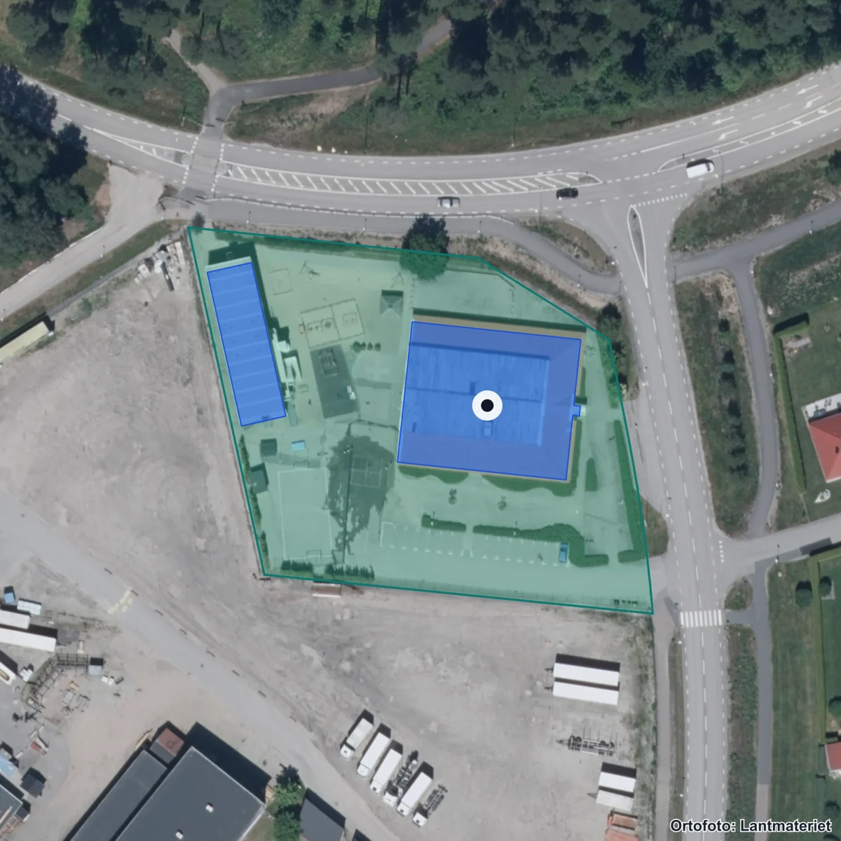 Flygbild över Hagatorpskolan Ljungby, ortofoto från Lantmäteriet