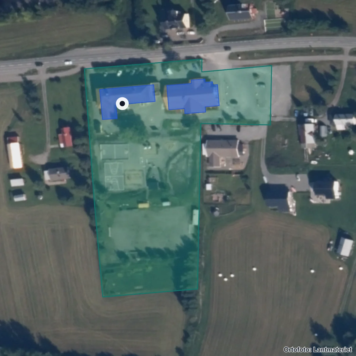 Aerial view of Böle Byskola, orthophoto from Lantmäteriet