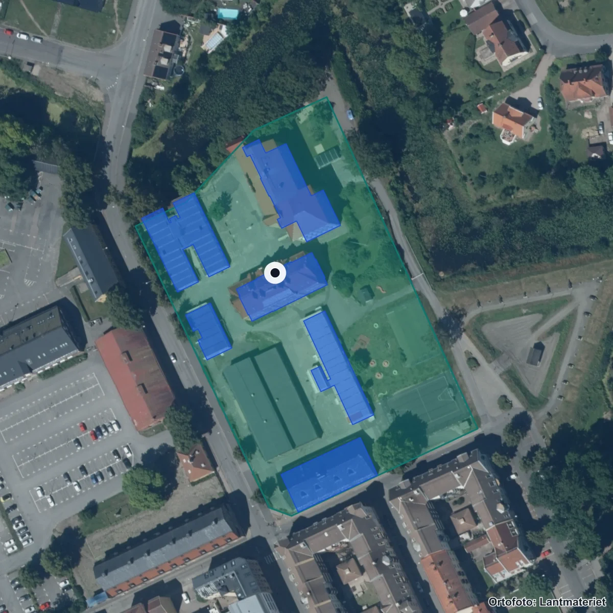 Flygbild över Norretullskolan, ortofoto från Lantmäteriet