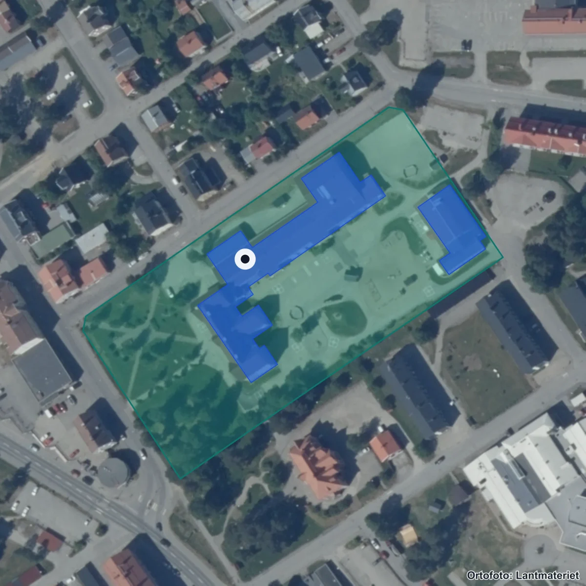 Flygbild över Volgsjö skola, ortofoto från Lantmäteriet