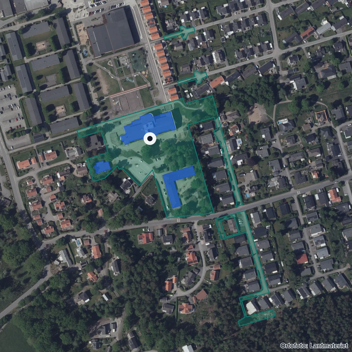 Aerial view of Röselidsskolan, orthophoto from Lantmäteriet