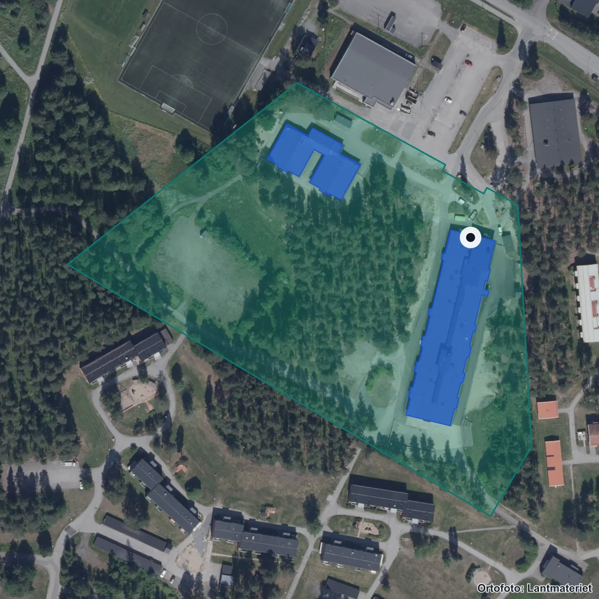 Flygbild över Brönjaskolan, ortofoto från Lantmäteriet