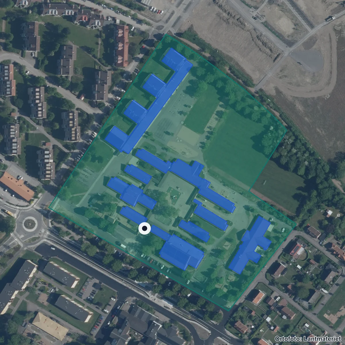 Aerial view of Varagårdsskolan, orthophoto from Lantmäteriet