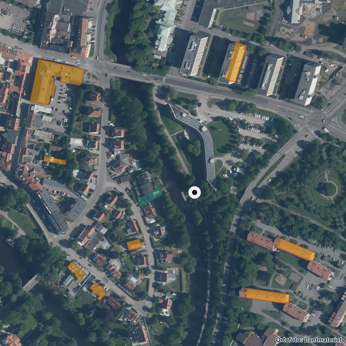 Aerial view of Söndrebalgs skola, orthophoto from Lantmäteriet