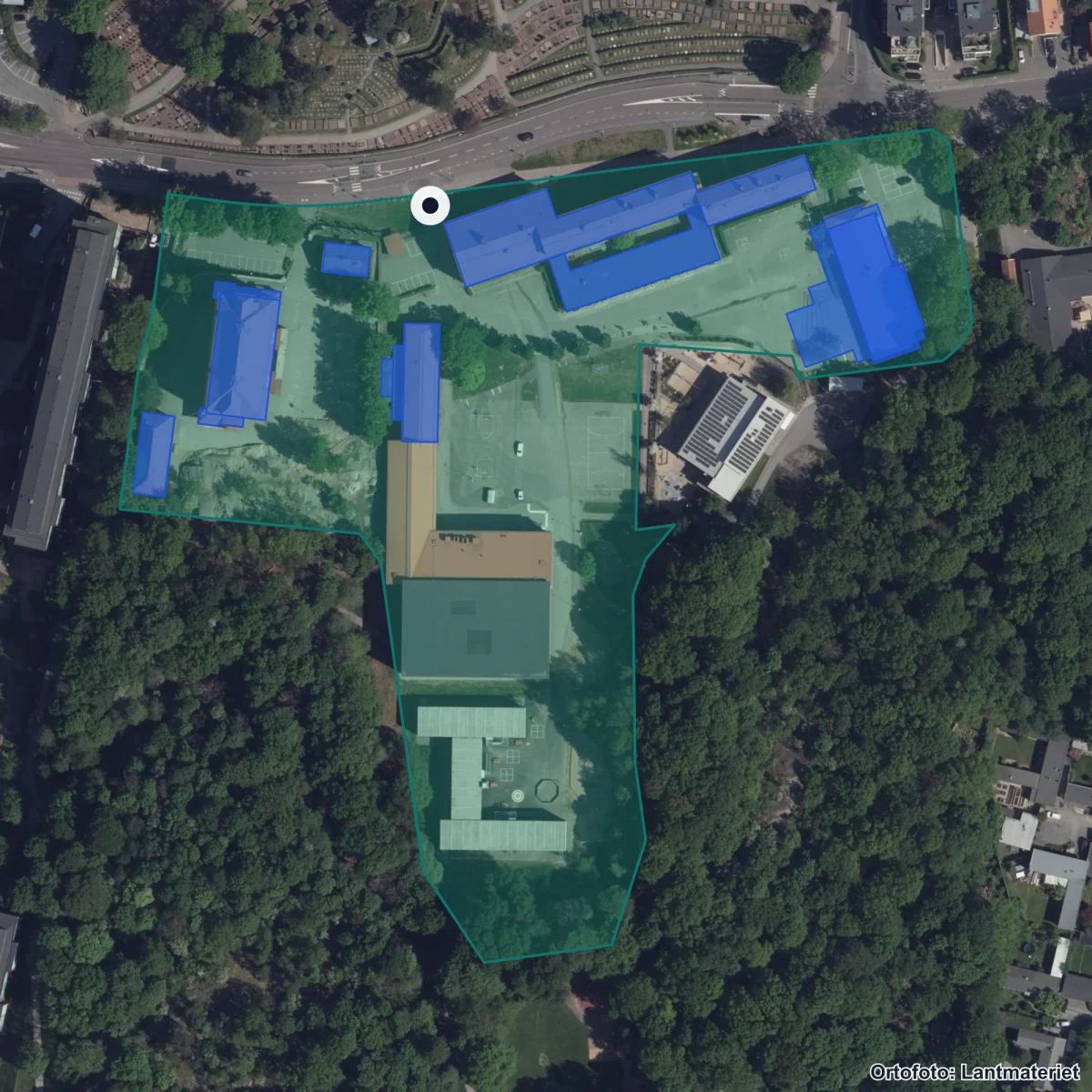 Flygbild över Lundenskolan, ortofoto från Lantmäteriet