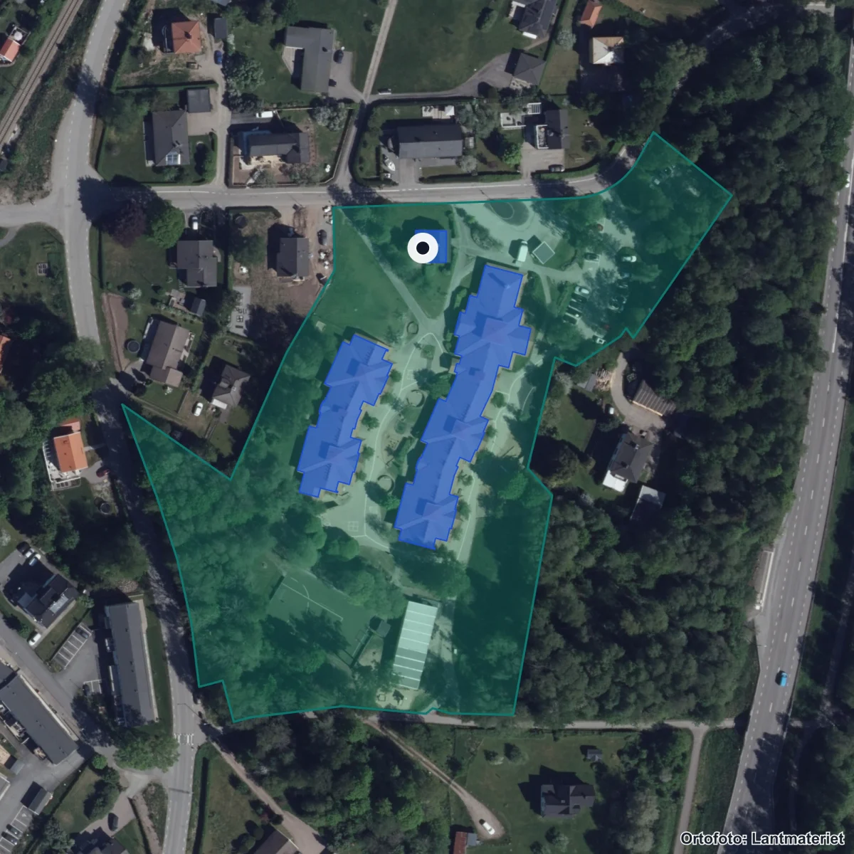 Aerial view of Sparsörskolan, orthophoto from Lantmäteriet