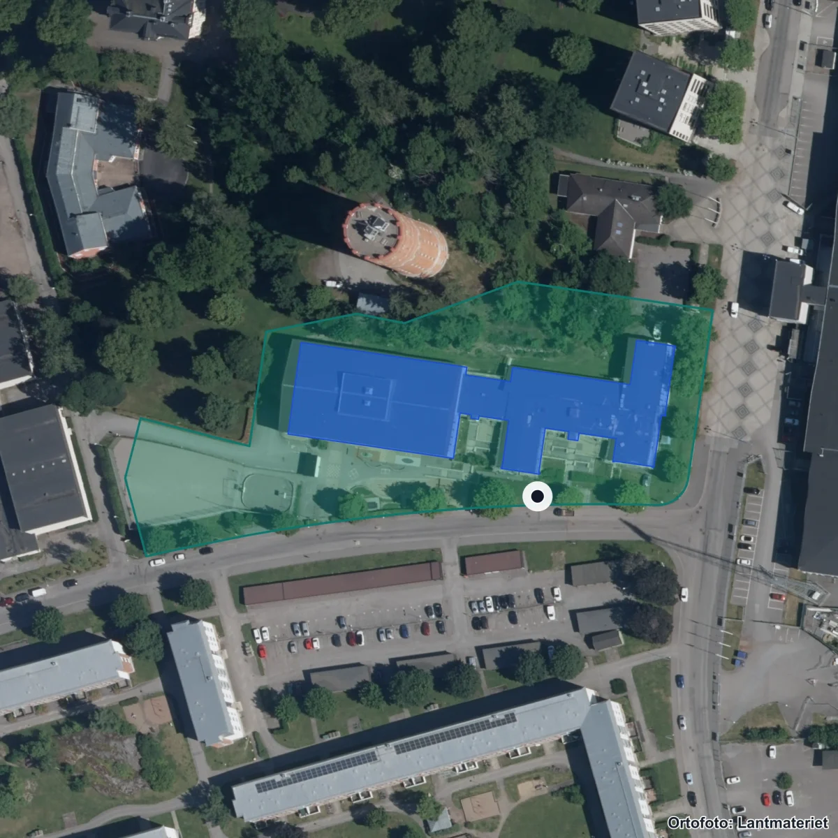 Aerial view of Victoriaskolan, orthophoto from Lantmäteriet