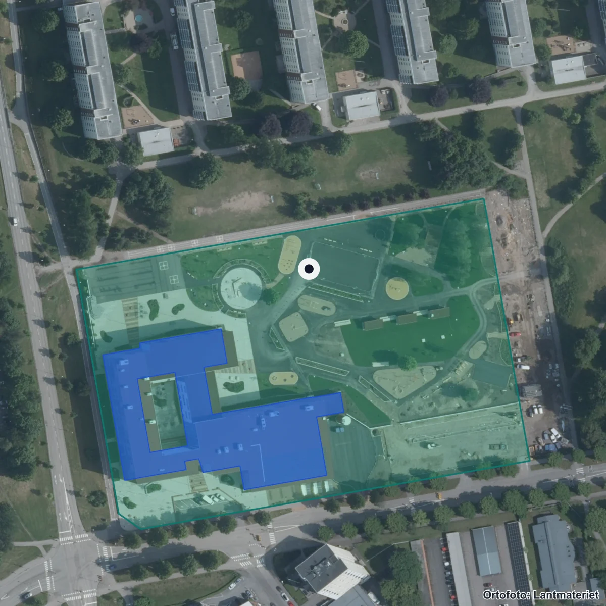 Aerial view of Östergårdsskolan, orthophoto from Lantmäteriet