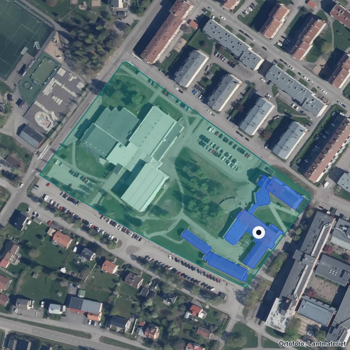 Flygbild över Alirskolan, ortofoto från Lantmäteriet