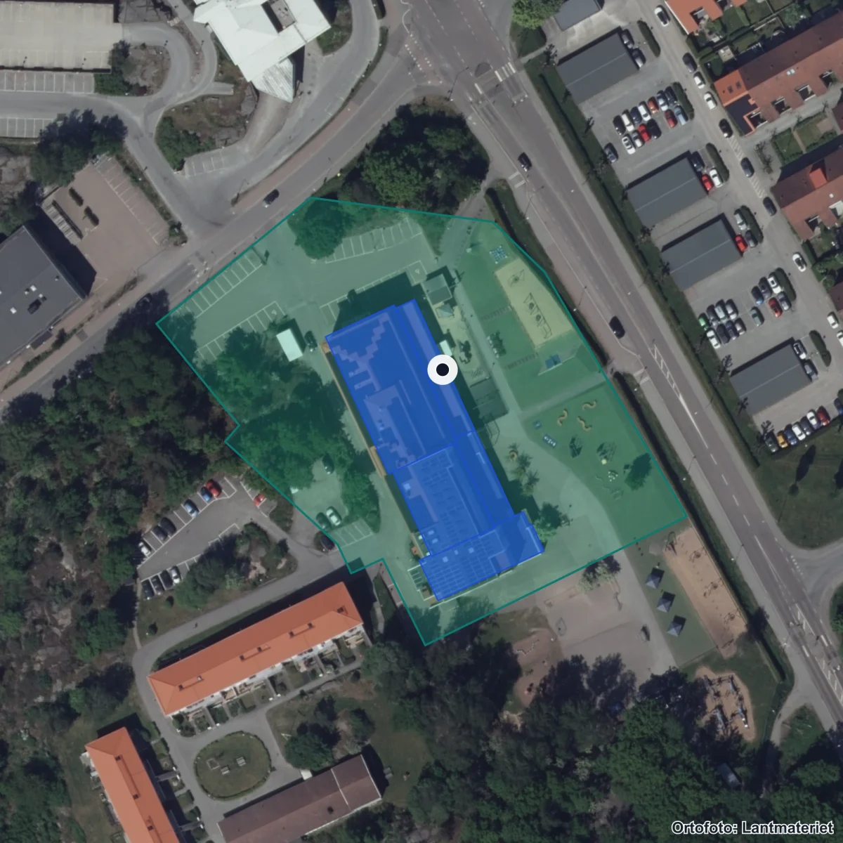 Aerial view of The English School Gothenburg, orthophoto from Lantmäteriet