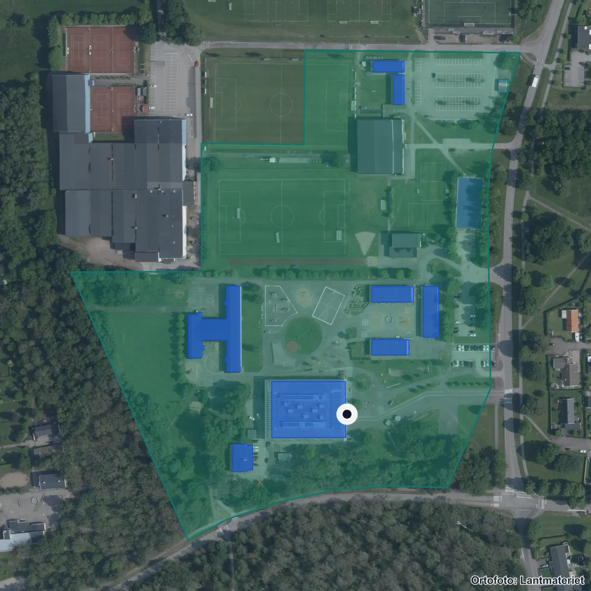 Aerial view of Söndrumsskolan, orthophoto from Lantmäteriet