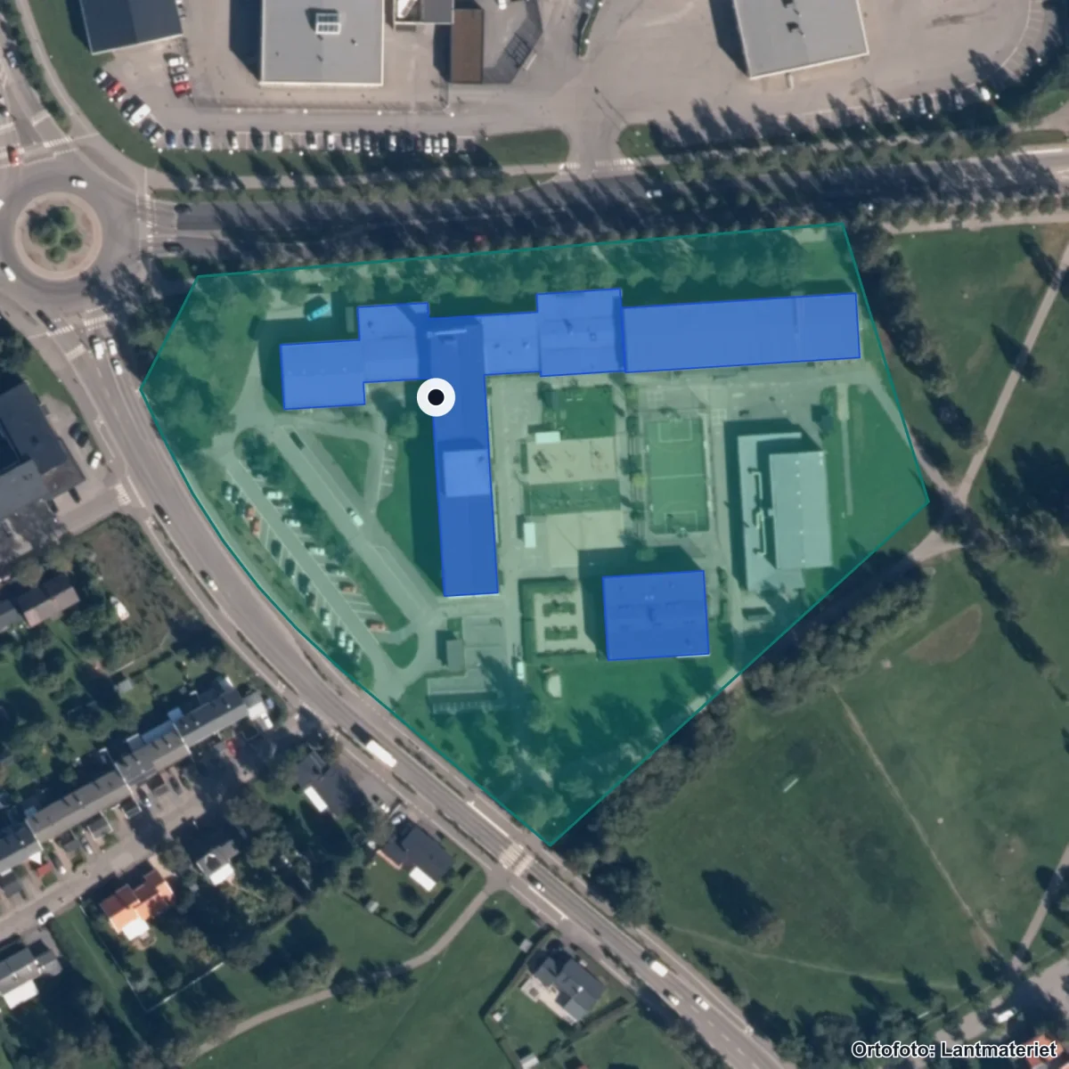 Flygbild över Parkskolan, ortofoto från Lantmäteriet