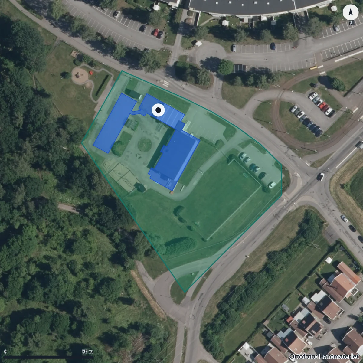 Aerial view of Silverdansens anpassade grundskola, orthophoto from Lantmäteriet