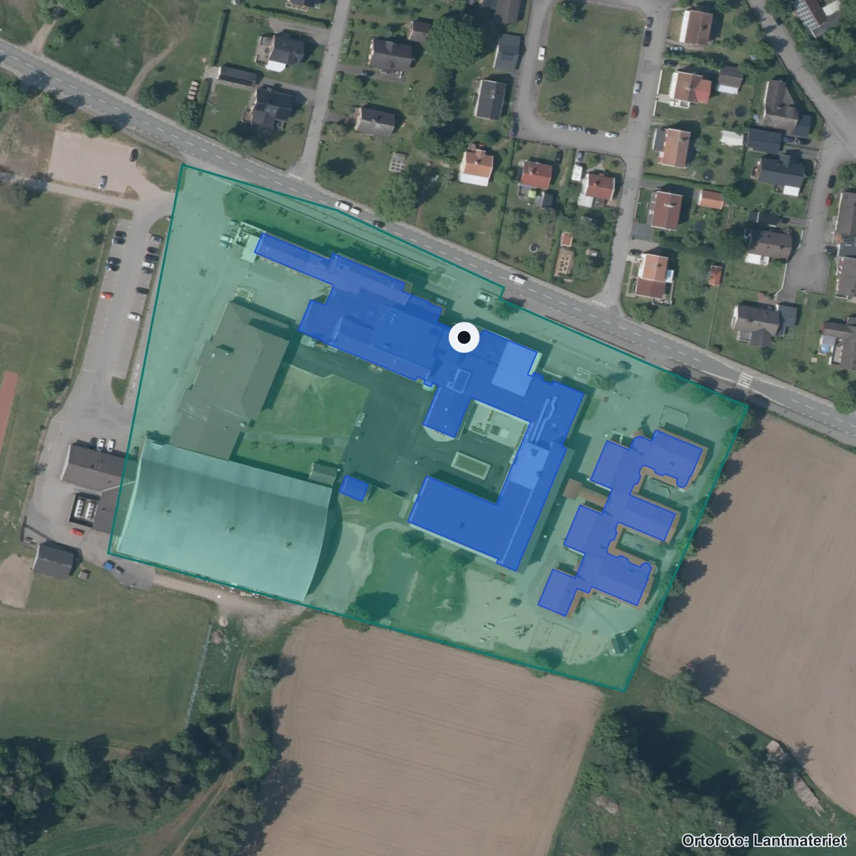 Aerial view of Landsbro skola, orthophoto from Lantmäteriet