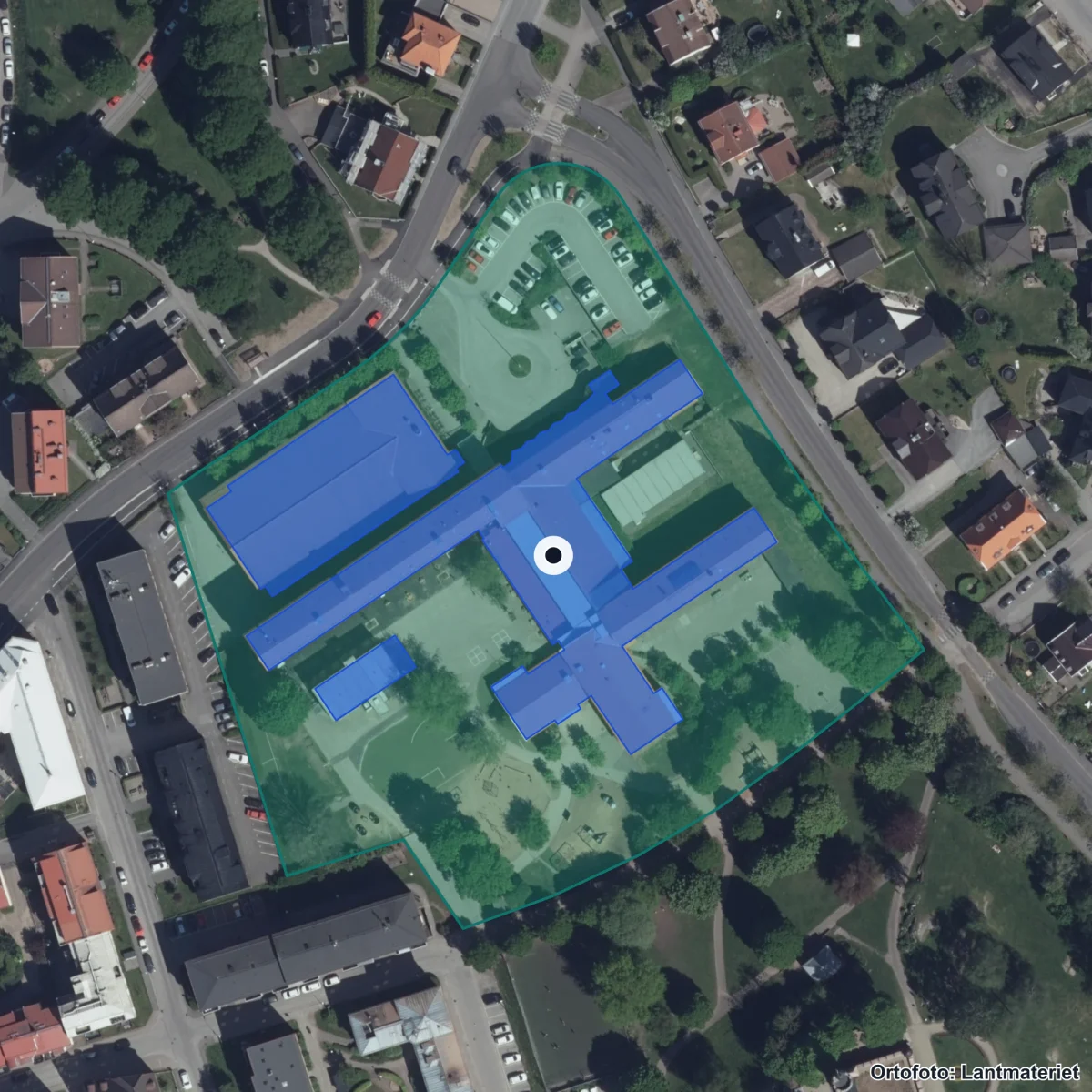 Flygbild över Engelbrektskolan, ortofoto från Lantmäteriet