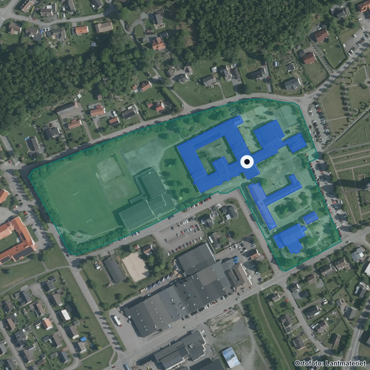 Aerial view of Vidhögeskolan, orthophoto from Lantmäteriet
