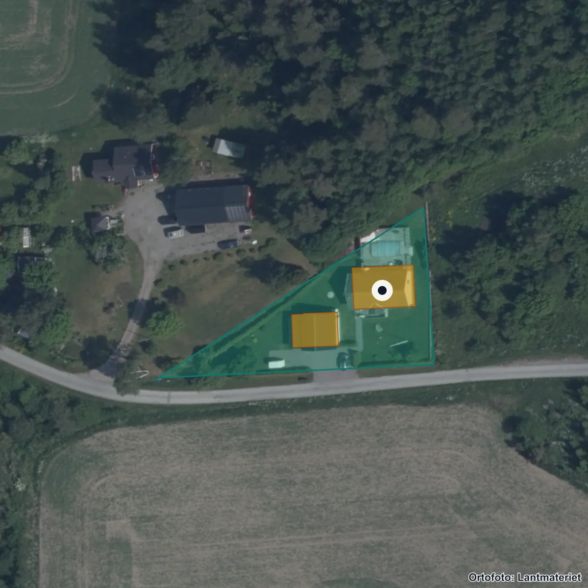 Aerial view of Långhundra, orthophoto from Lantmäteriet