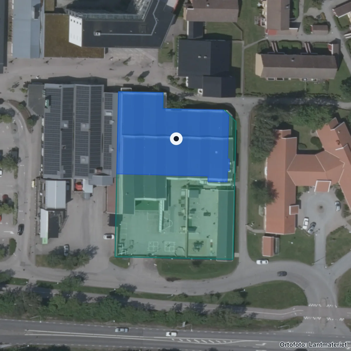 Aerial view of Nyhemsskolan - Varbergs kristna skola, orthophoto from Lantmäteriet
