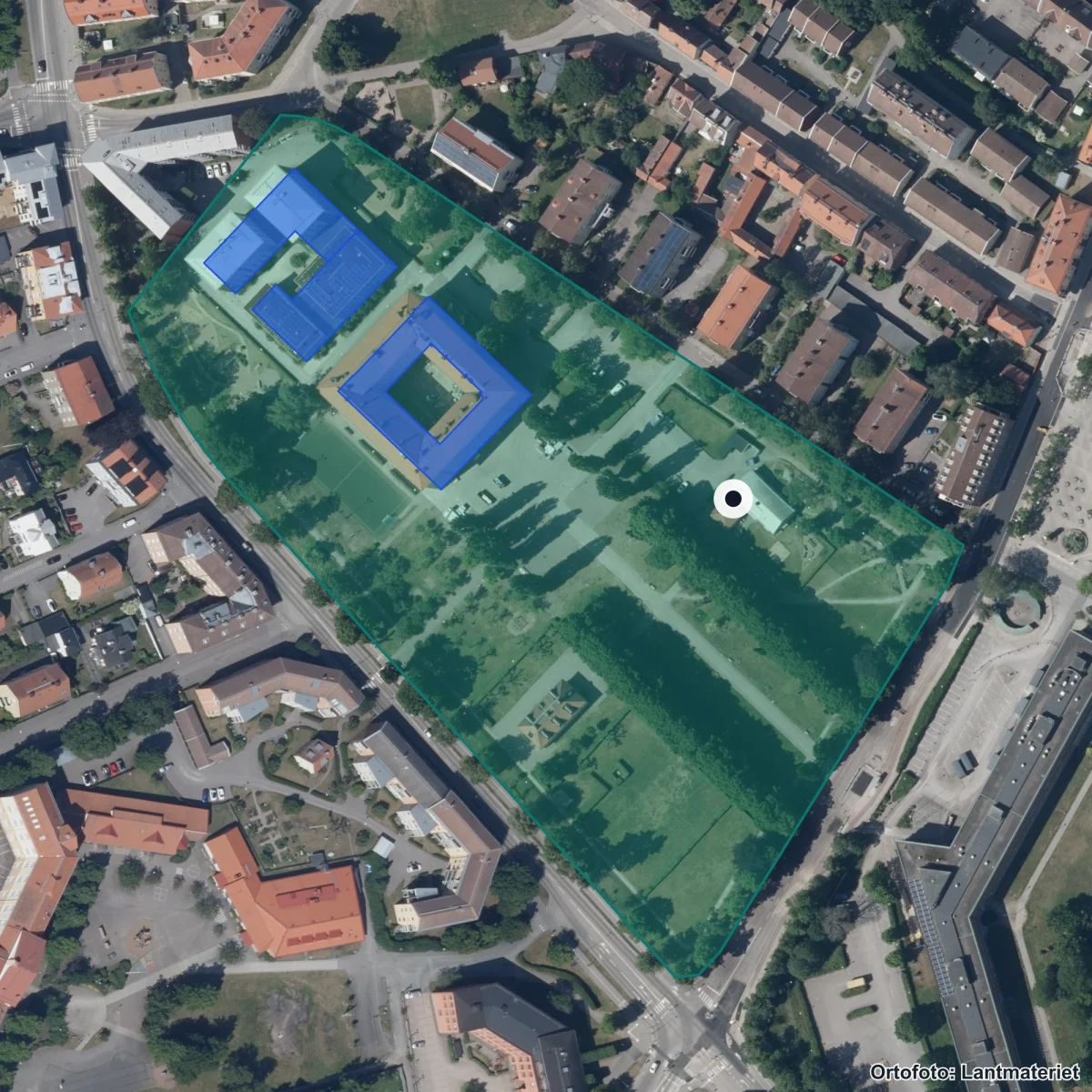 Flygbild över Resursskolorna, ortofoto från Lantmäteriet