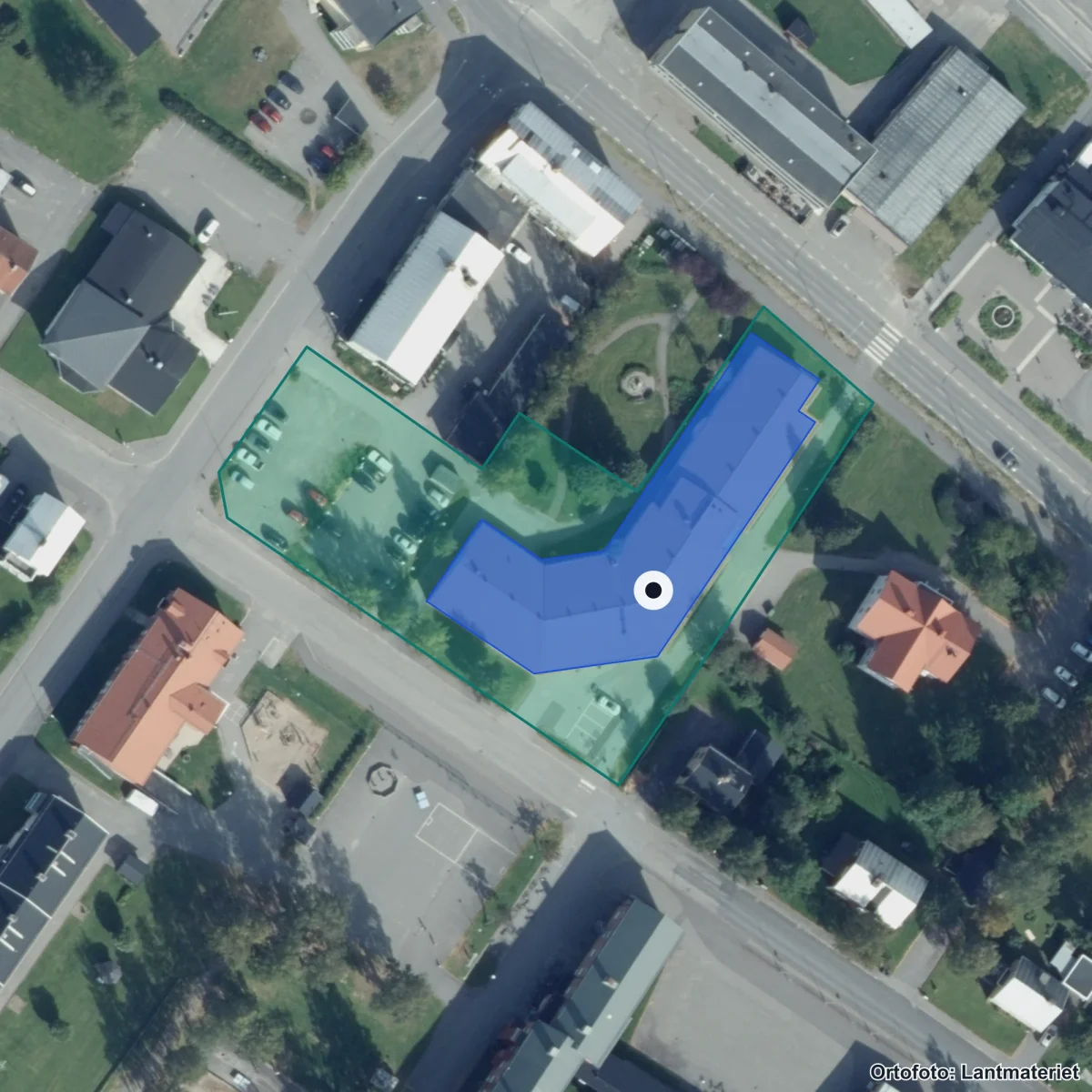Flygbild över Lärcentrum, ortofoto från Lantmäteriet