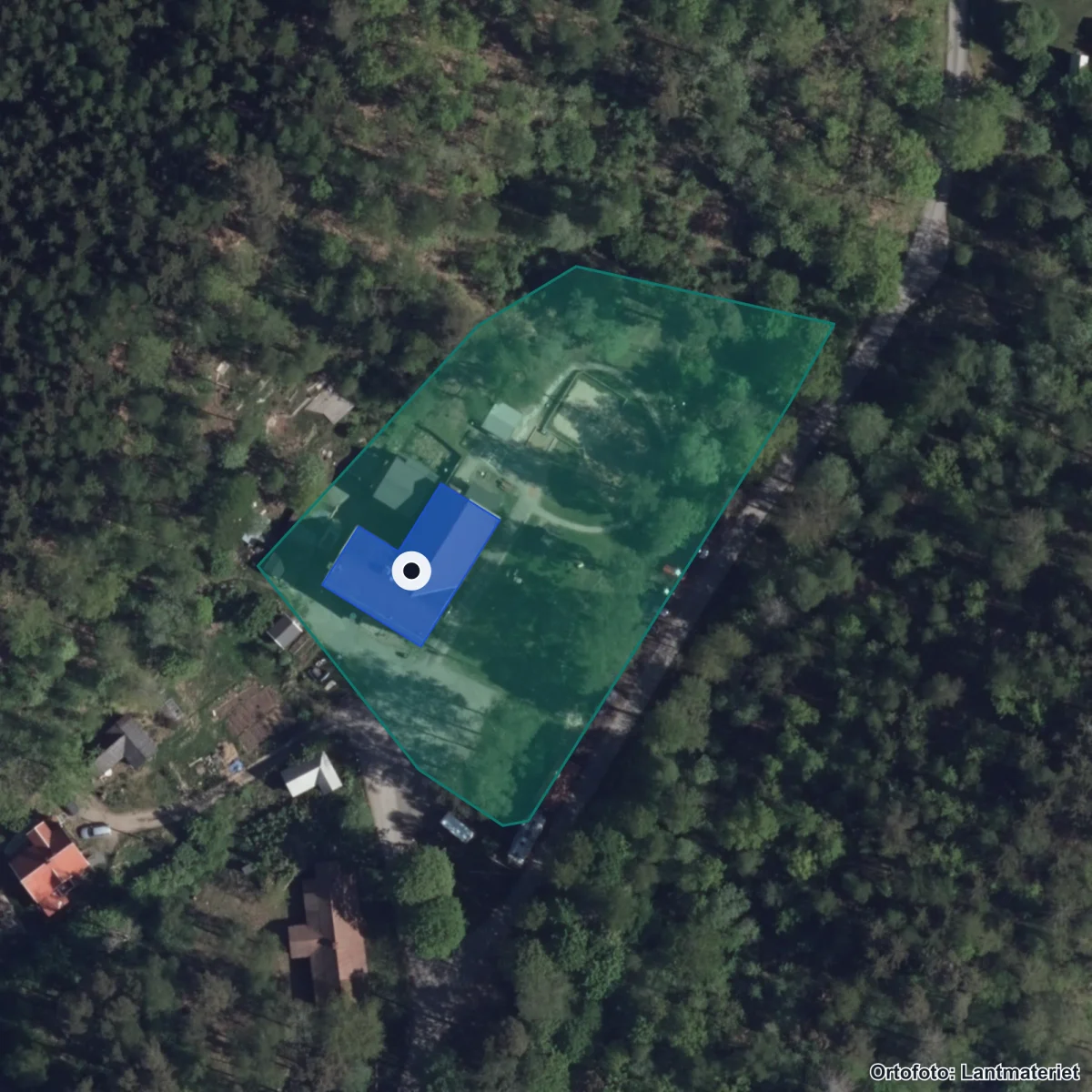 Aerial view of Tranängskolan, orthophoto from Lantmäteriet