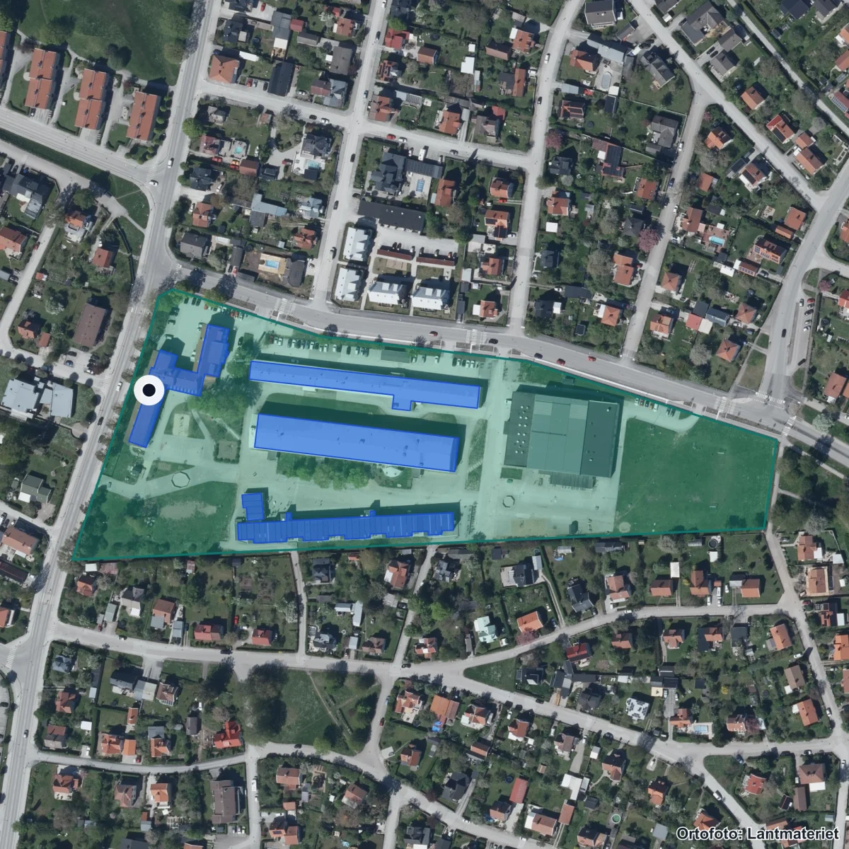 Aerial view of Södervärnskolan, orthophoto from Lantmäteriet