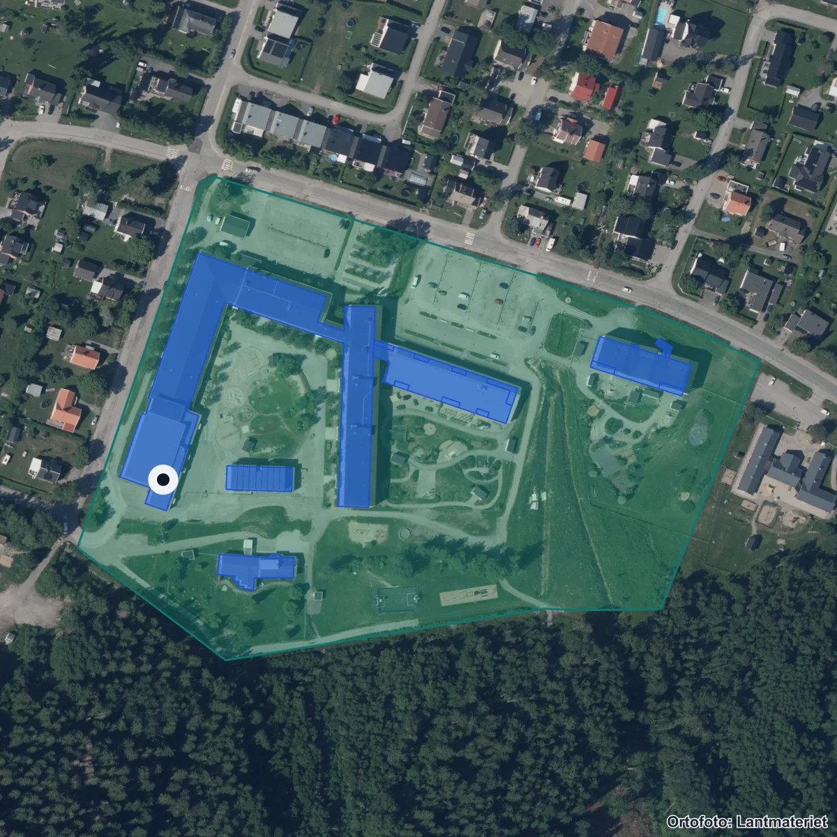 Aerial view of Ängetskolan, orthophoto from Lantmäteriet