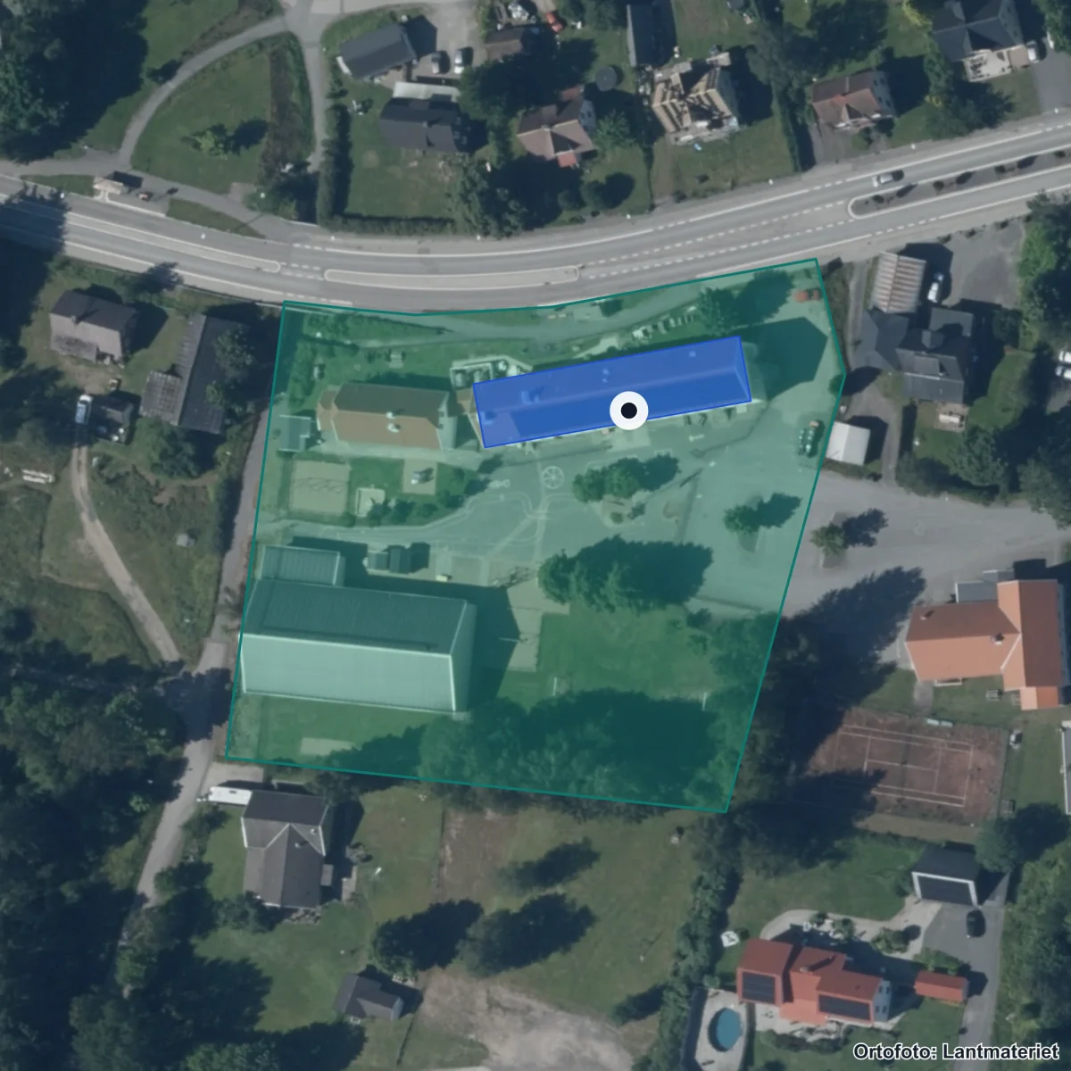 Flygbild över Linderöds skola, ortofoto från Lantmäteriet