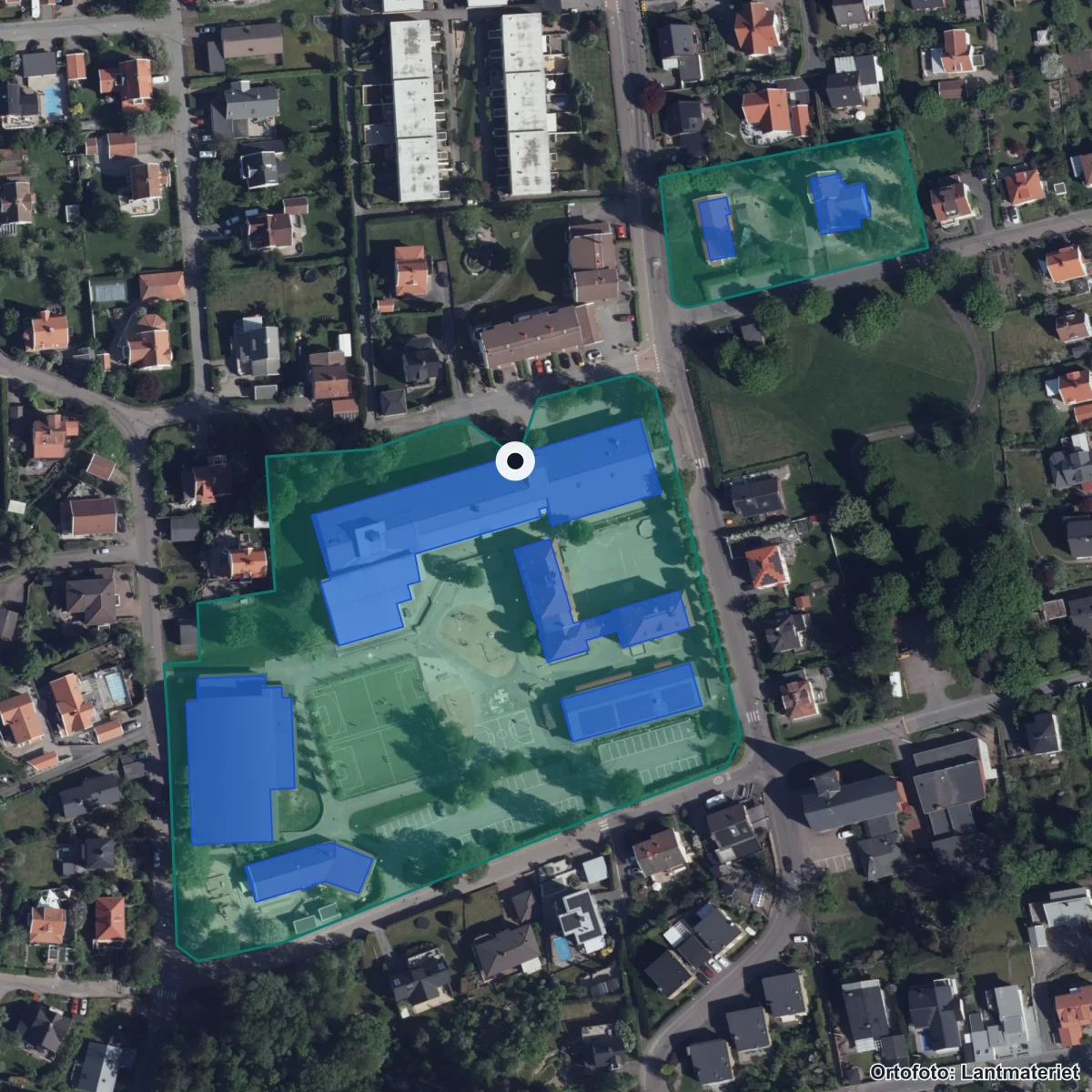 Aerial view of Ugglums skola, orthophoto from Lantmäteriet