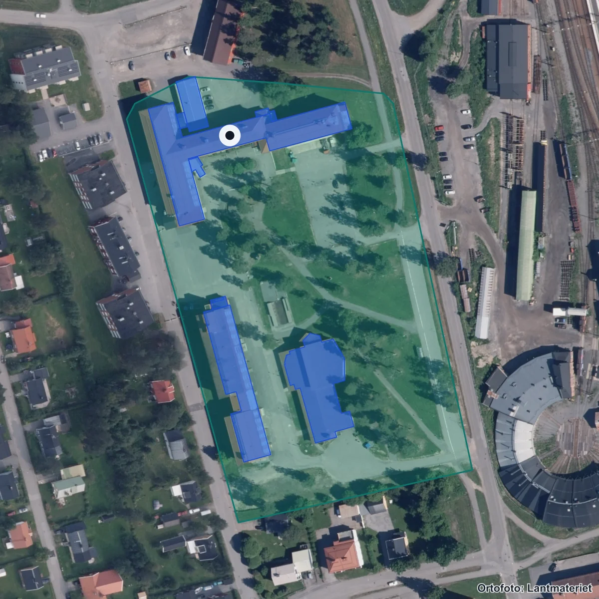 Aerial view of Liljaskolan, orthophoto from Lantmäteriet