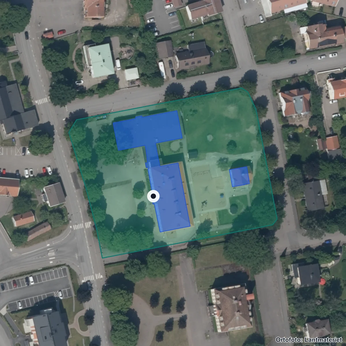 Aerial view of Lindbladsskolan, orthophoto from Lantmäteriet