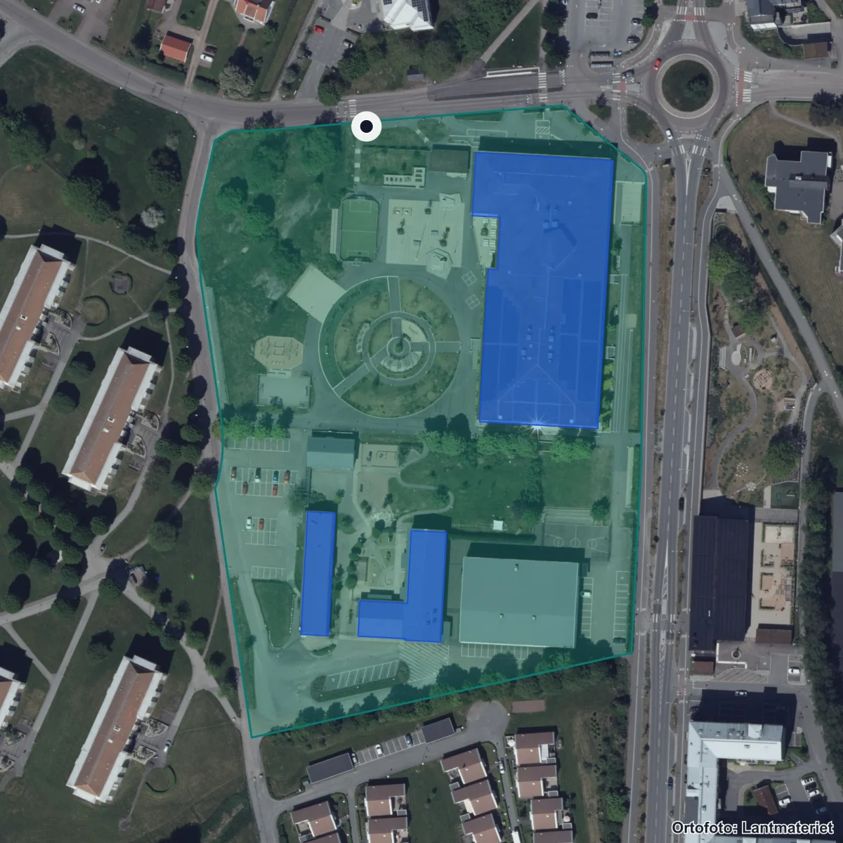 Aerial view of Glöstorpsskolan, orthophoto from Lantmäteriet