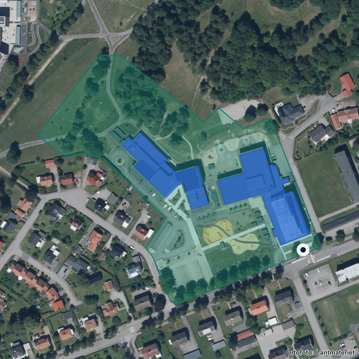 Aerial view of Hjortsbergskolan, orthophoto from Lantmäteriet