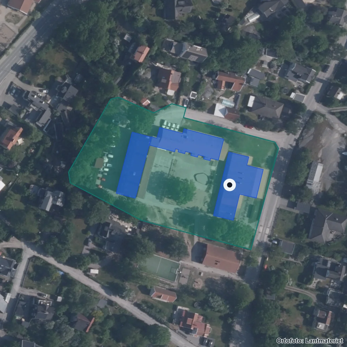 Aerial view of Hästöskolan, orthophoto from Lantmäteriet