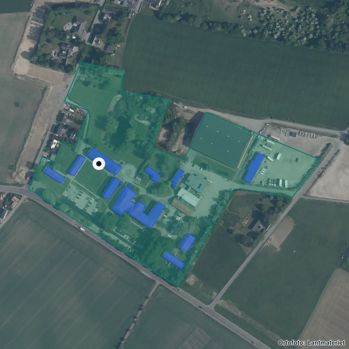 Aerial view of Nils Holgersson vuxenutbildning, SFI, orthophoto from Lantmäteriet