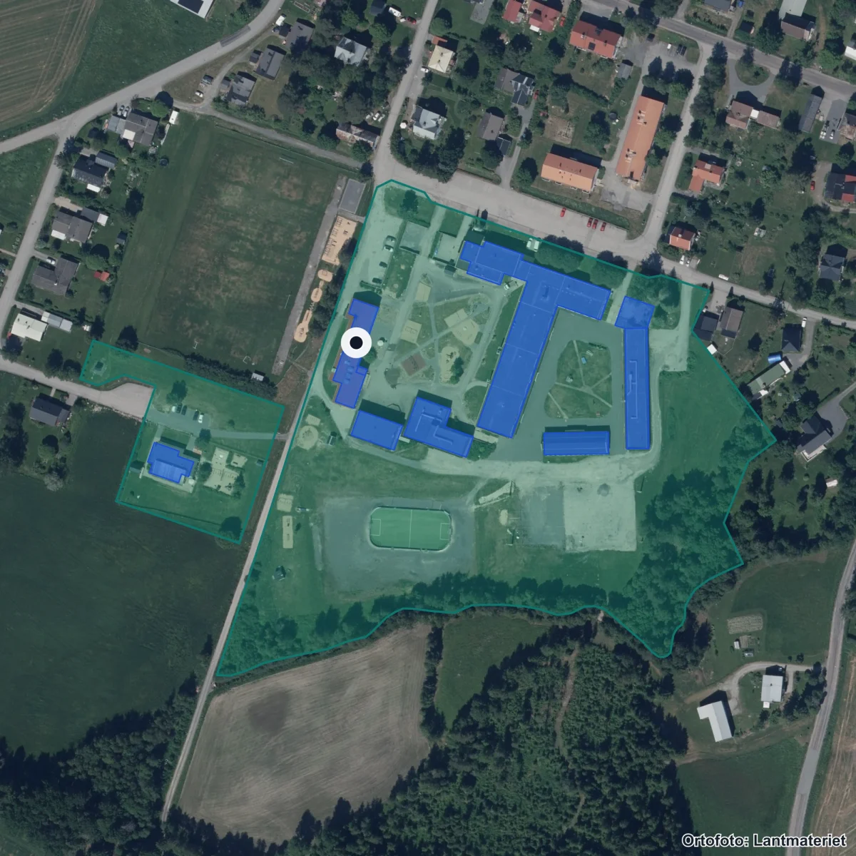 Aerial view of Högakustenskolan, orthophoto from Lantmäteriet