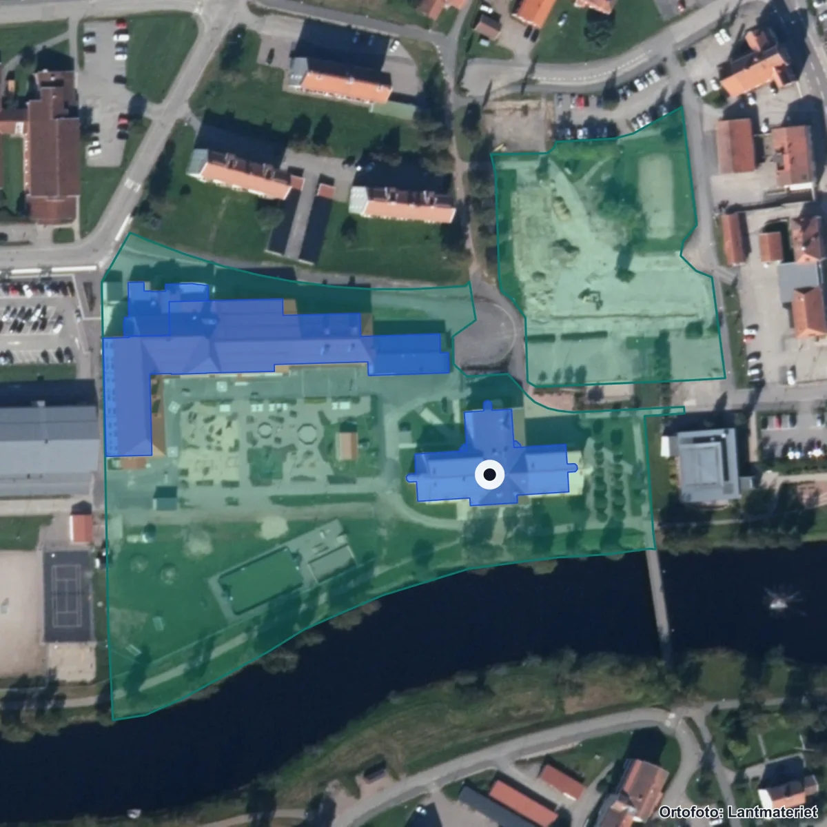 Aerial view of Voxnadalens gymnasium, orthophoto from Lantmäteriet