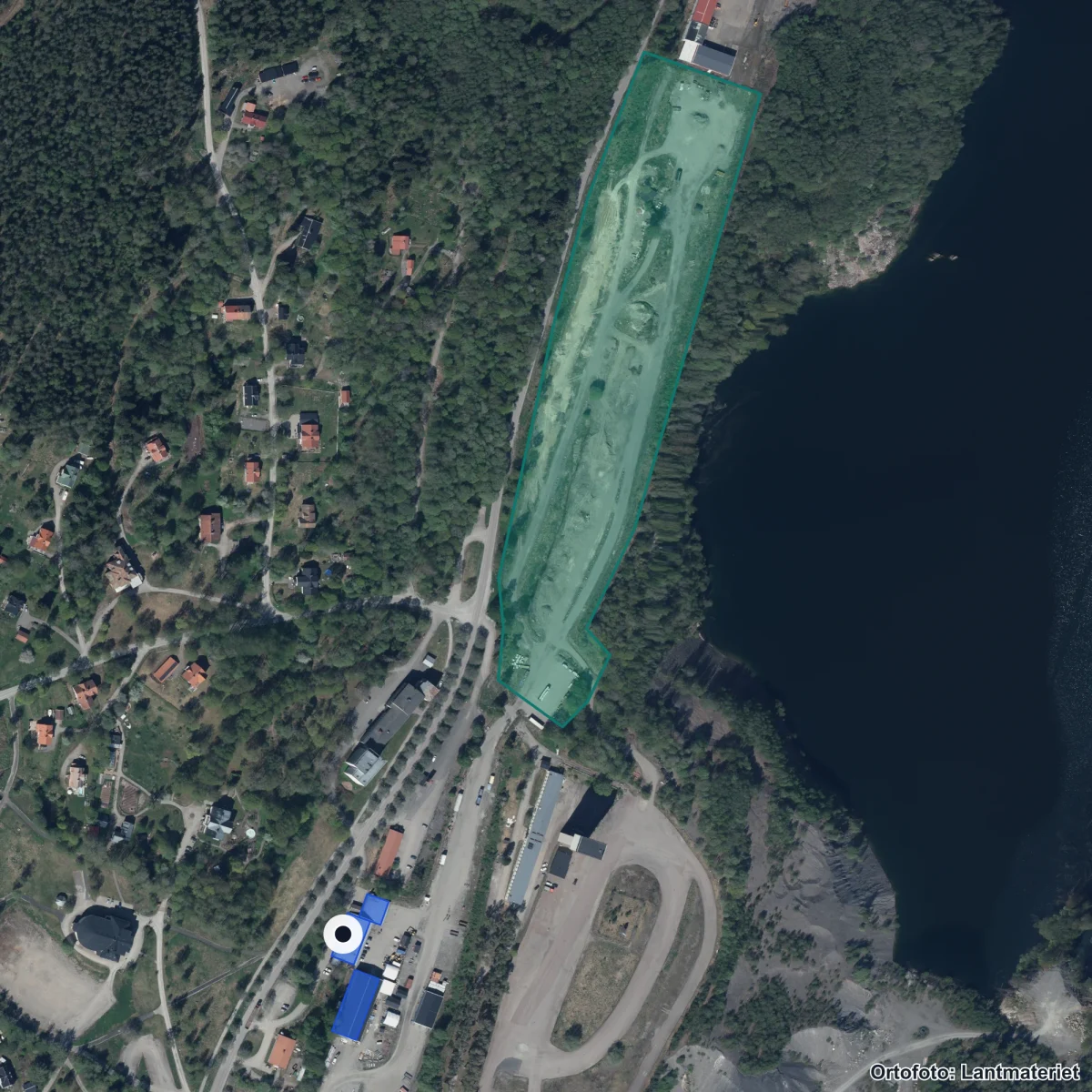 Flygbild över Malmenskolan, ortofoto från Lantmäteriet