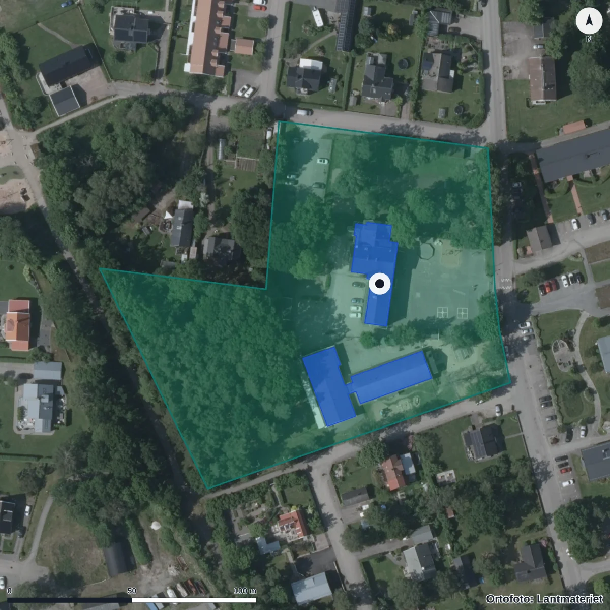 Flygbild över Bosgårdsskolan, ortofoto från Lantmäteriet