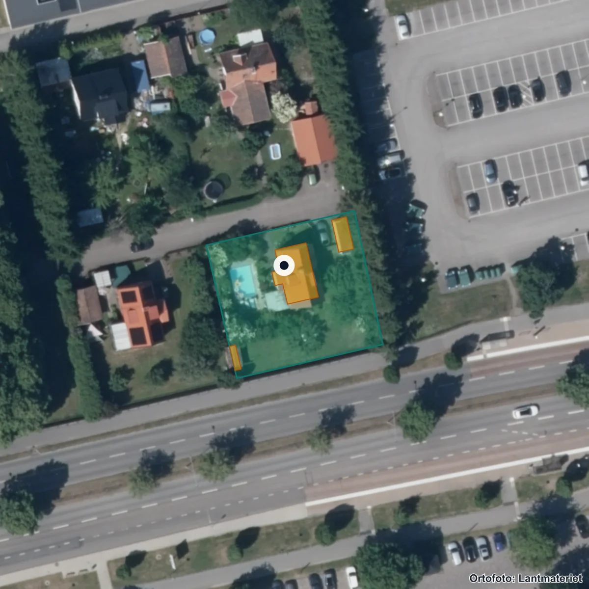 Flygbild över Resursskolorna, ortofoto från Lantmäteriet